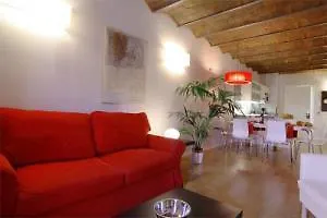 Aspasios Las Ramblas Apartments Barcelona