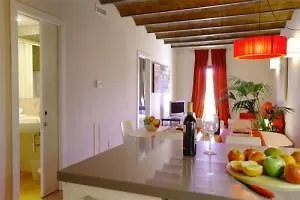 Aspasios Las Ramblas Apartments Barcelona
